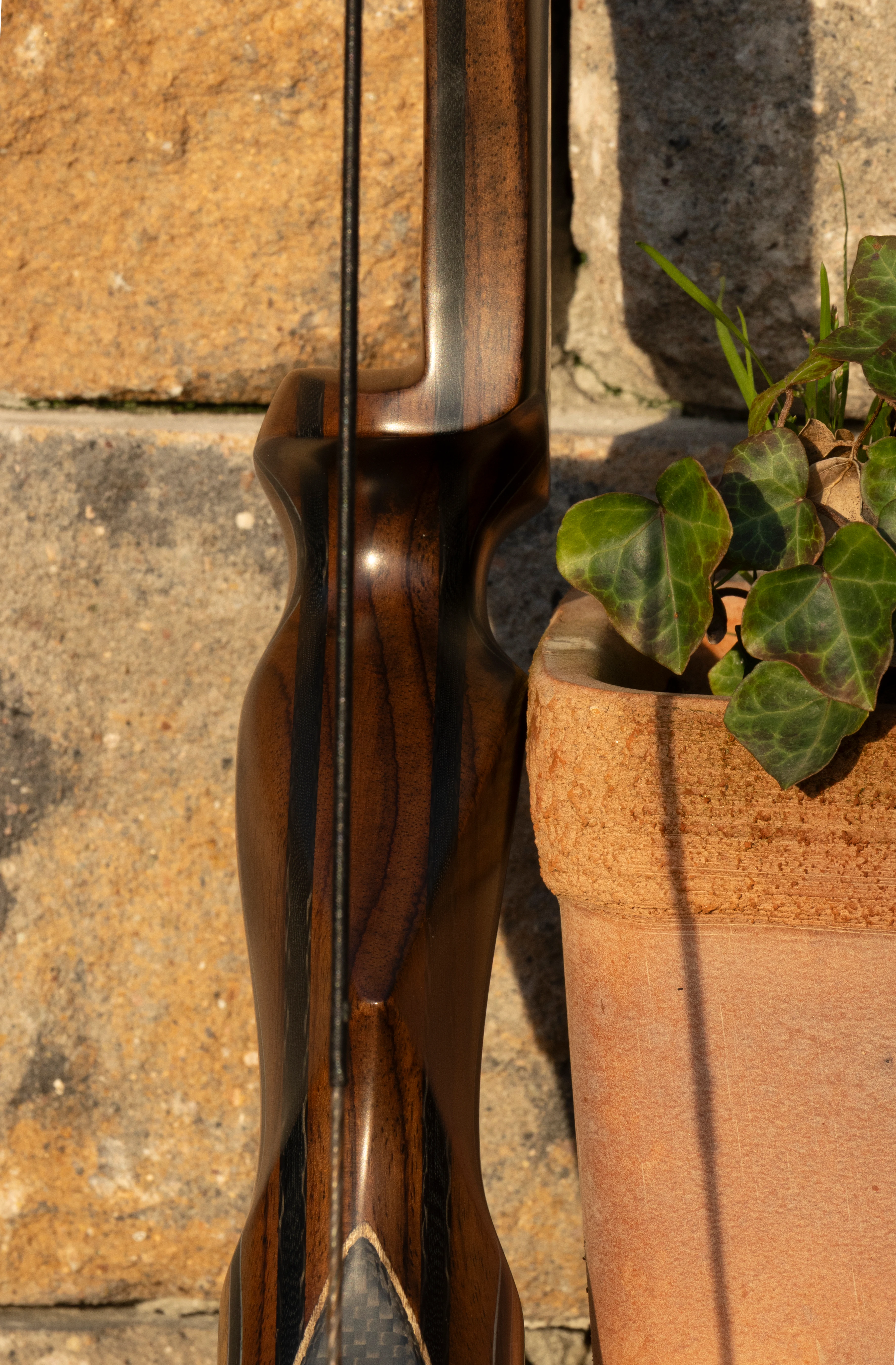 Border Archery Covert TCS ILF 19" RH 1207 +  CV9 Wood 66XL 40#@28" 1207